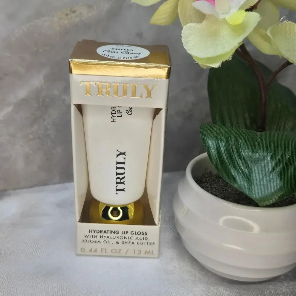 Truly Lip Gloss in 